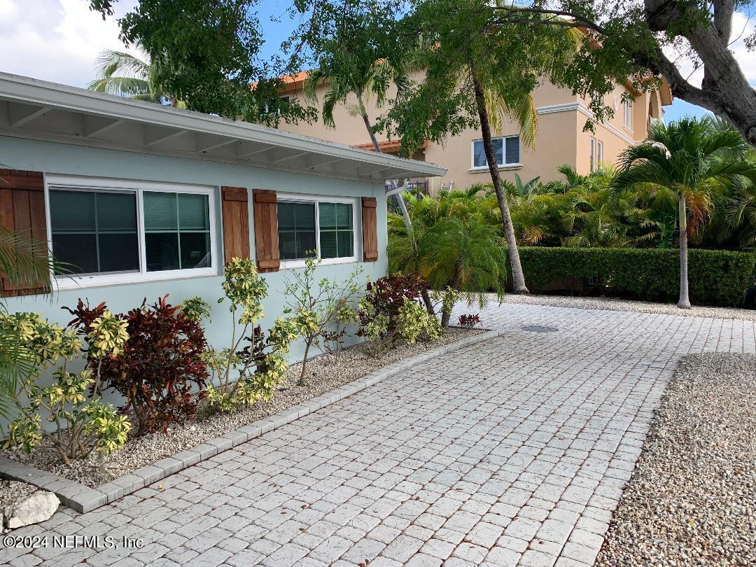 Big Pine Key, Florida, 33043, United States, 3 Bedrooms Bedrooms, ,4 BathroomsBathrooms,Residential,For Sale,2001715