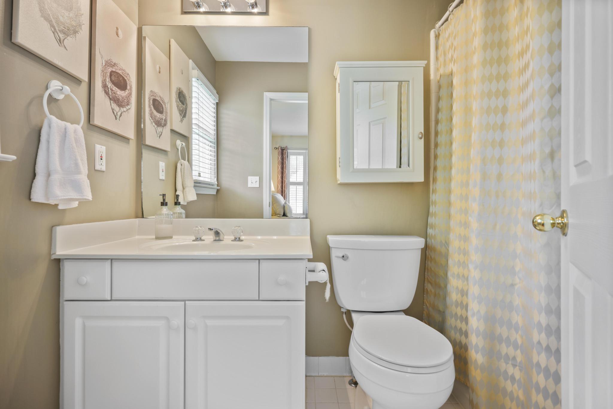  Beautifully Maintained Home in Established Burnt Hickory Pointe - 物件實景