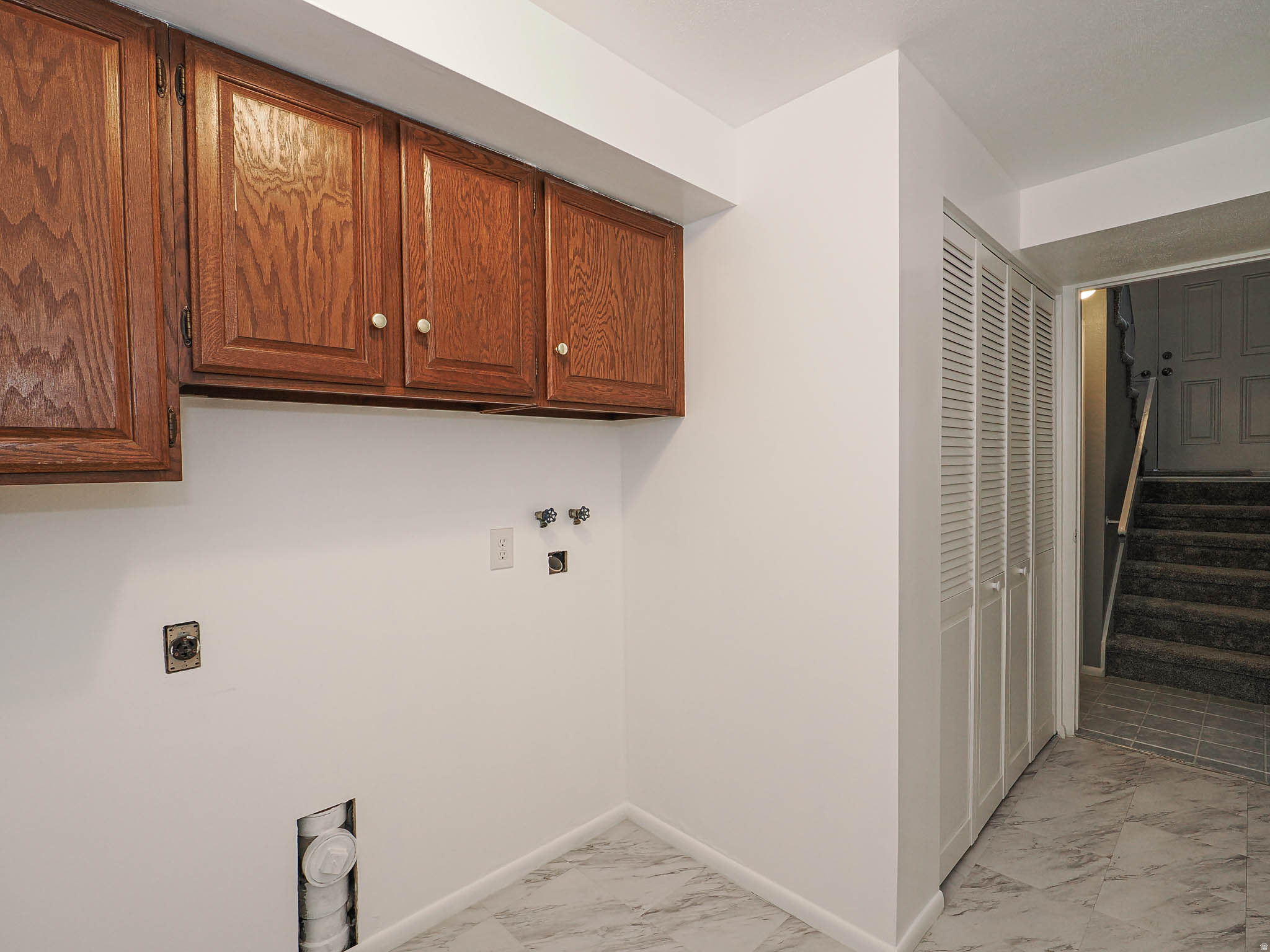 Taylorsville, Utah, 84118, United States, 4 Bedrooms Bedrooms, ,1 BathroomBathrooms,Residential,For Sale,1987472