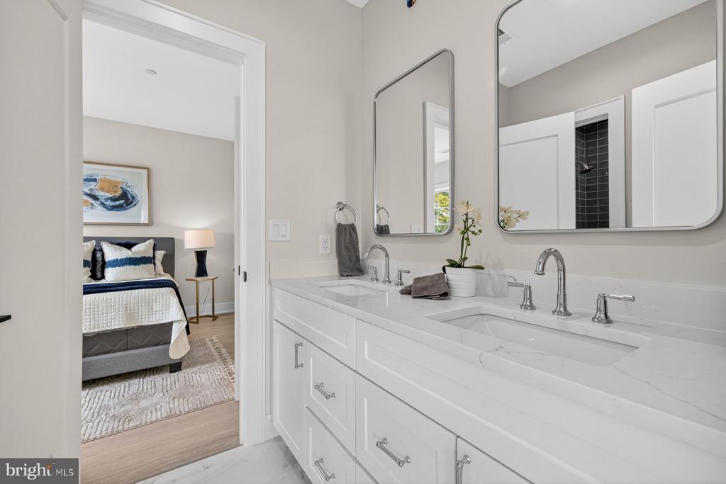 Kensington, Maryland, 20895, United States, 5 Bedrooms Bedrooms, ,5 BathroomsBathrooms,Residential,For Sale,2048532