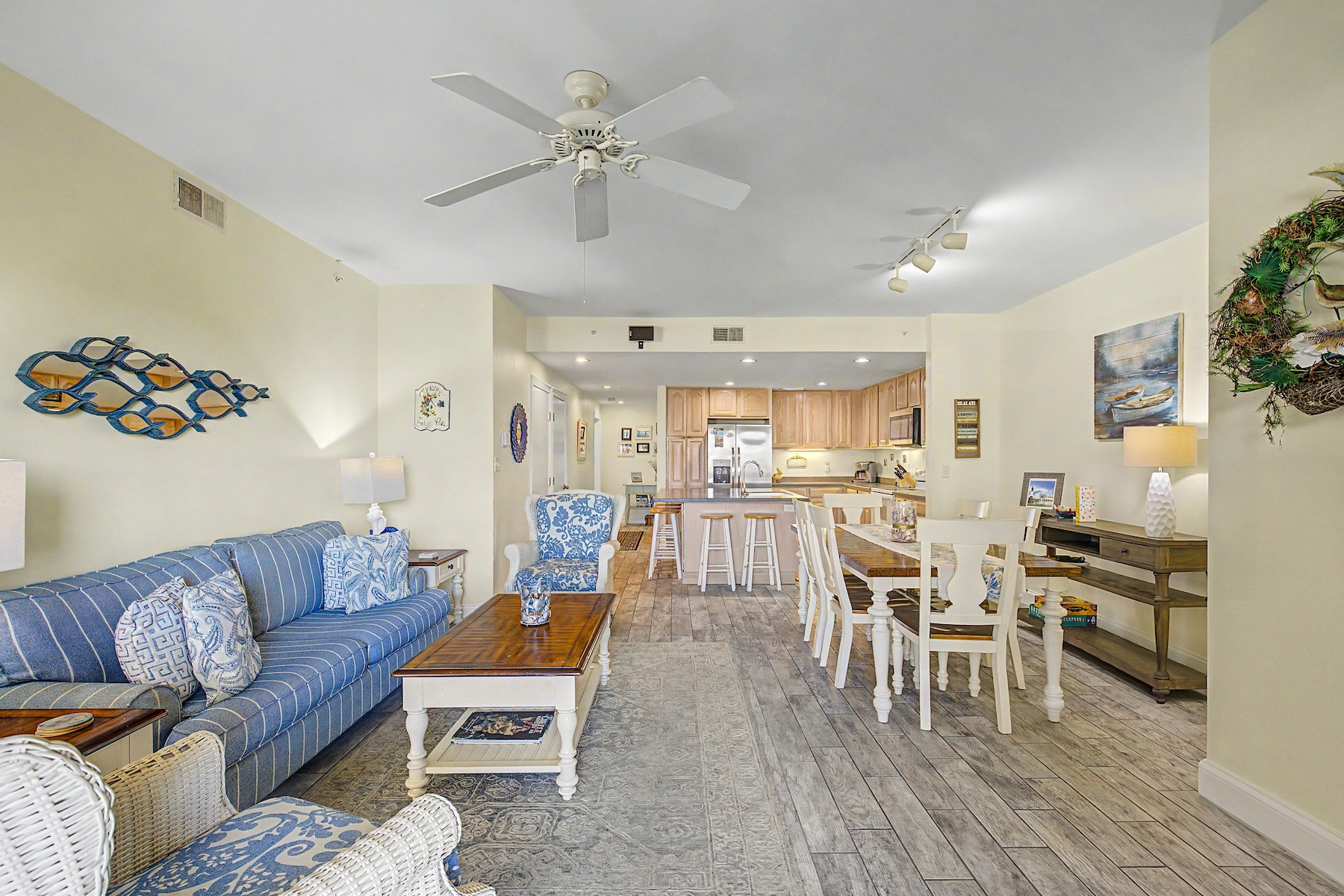  Desoto Beach Club Condo #205 - 物件實景