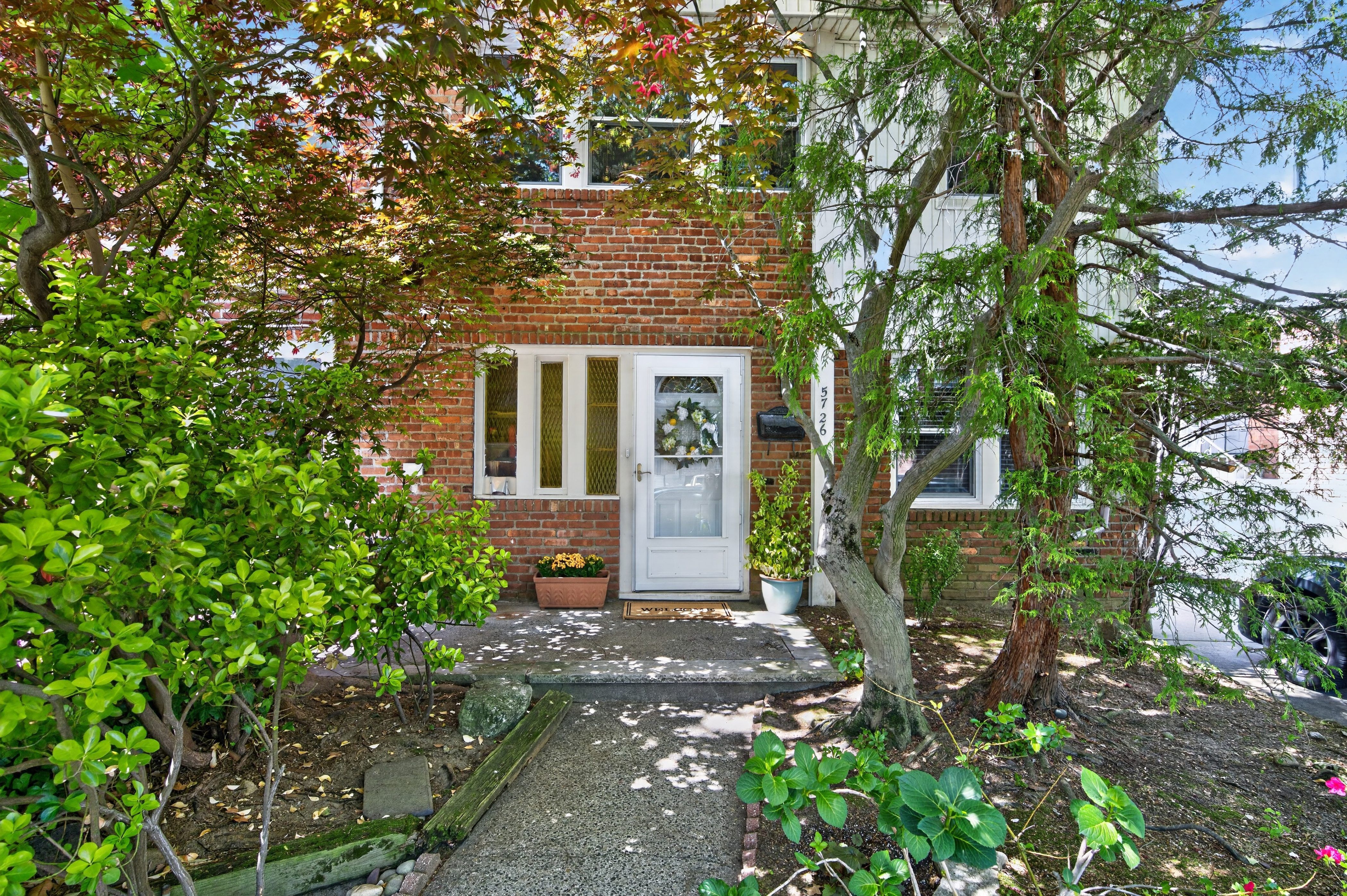  57-26 225th Street, Bayside, NY, 11364 - 物件實景