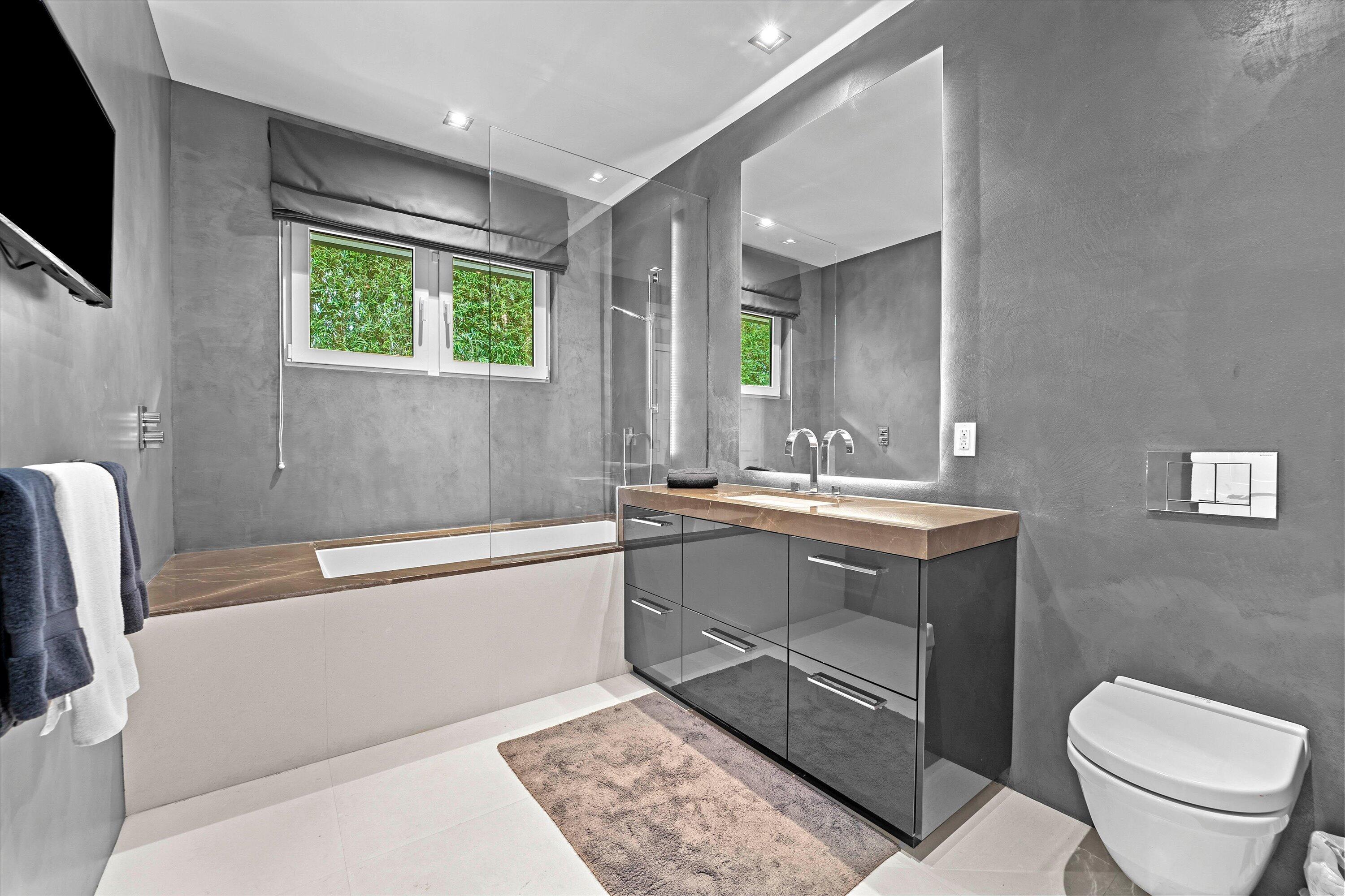  2440 Golf Brook Drive - 物件實景