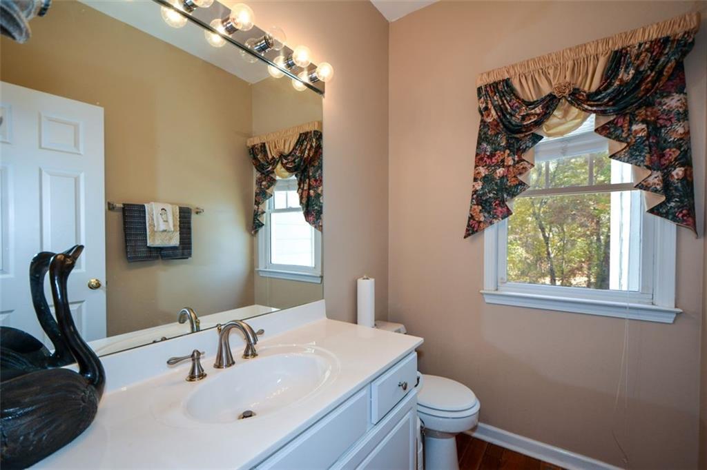 Cumming, Georgia, 30041, United States, 5 Bedrooms Bedrooms, ,4 BathroomsBathrooms,Residential,For Sale,1997427