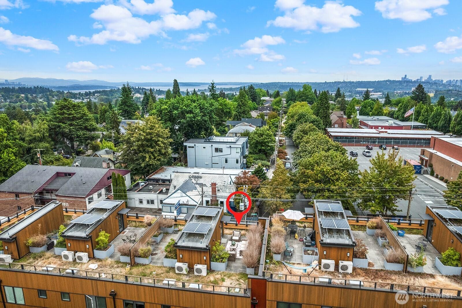 SEATTLE, Washington, 98115, United States, 2 Bedrooms Bedrooms, ,3 BathroomsBathrooms,Residential,For Sale,1918220
