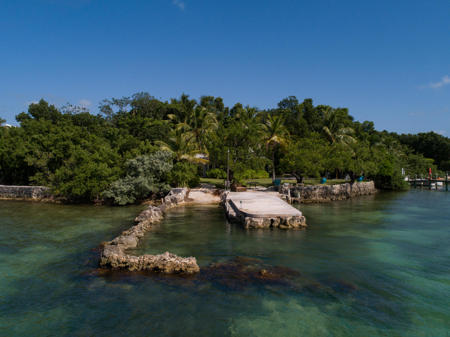 KEY LARGO, Florida, 33037, United States, 10 Bedrooms Bedrooms, ,9 BathroomsBathrooms,Residential,For Sale,1759980