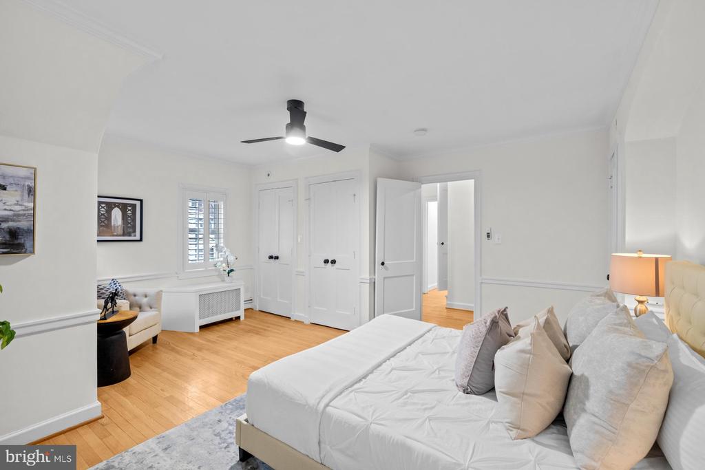 Washington, District of Columbia, 20007, United States, 4 Bedrooms Bedrooms, ,3 BathroomsBathrooms,Residential,For Sale,1975230