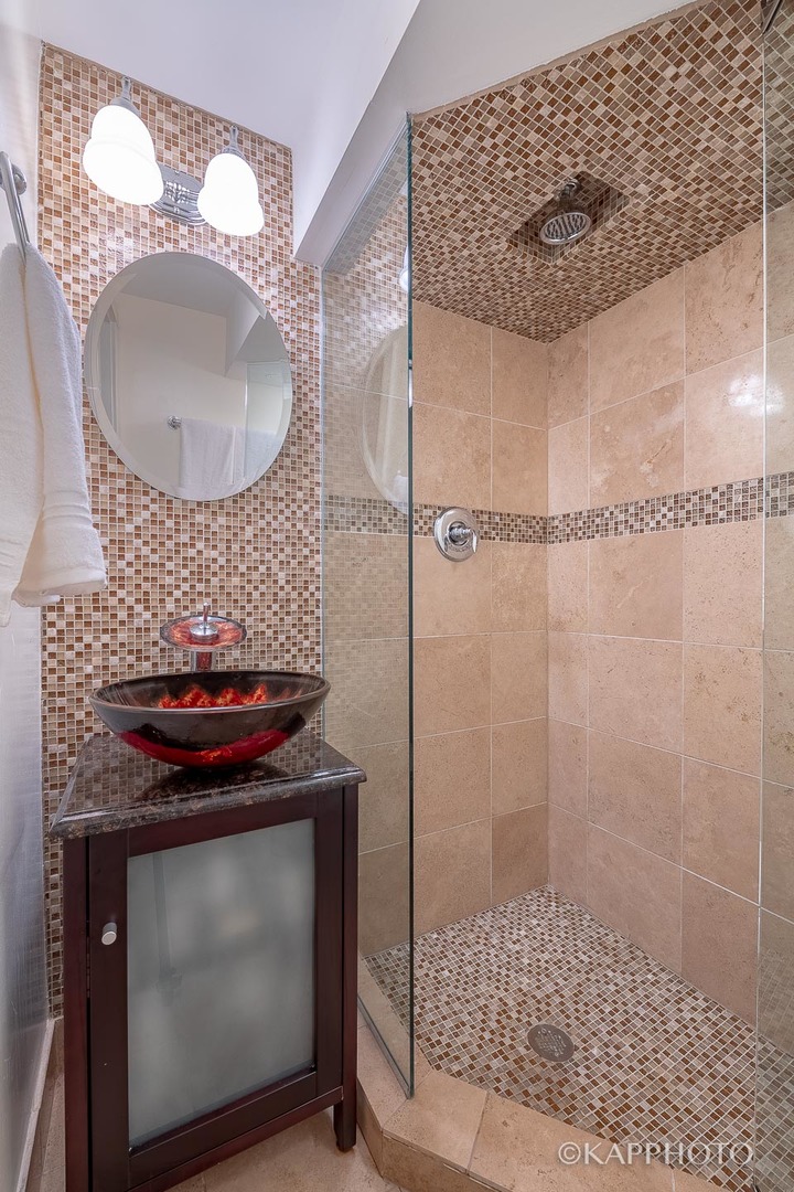 1 N Bishop Street, 3, Chicago, Illinois, 60607, United States, 3 Bedrooms Bedrooms, ,4 BathroomsBathrooms,Residential,For Sale,1 N Bishop Street , 3,1010414