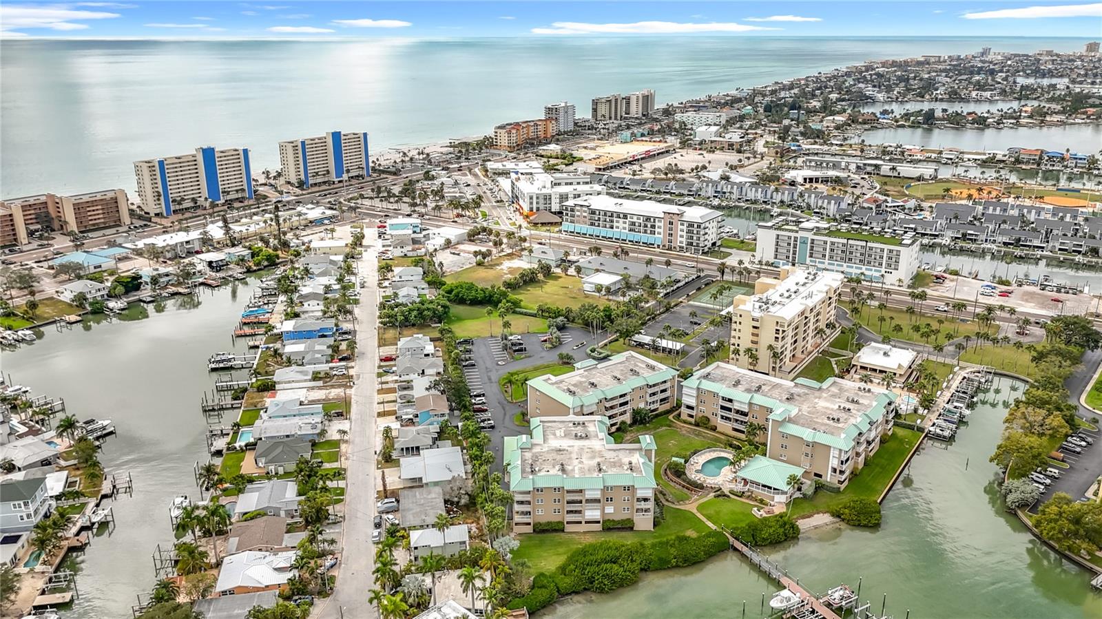 Madeira Beach, Florida, 33708, United States, 2 Bedrooms Bedrooms, ,2 BathroomsBathrooms,Residential,For Sale,1985682