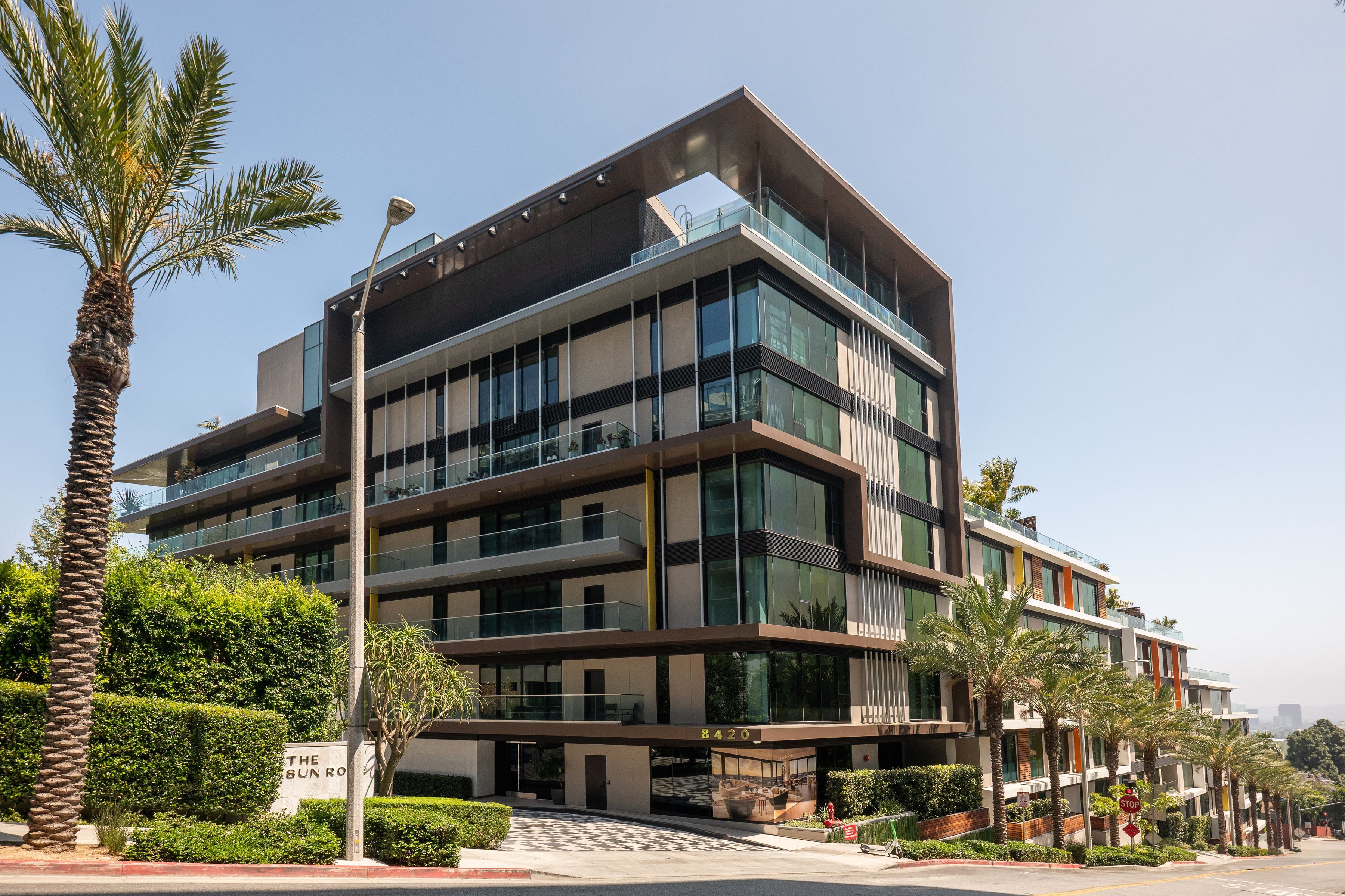  8420 Sunset Blvd - 物件實景