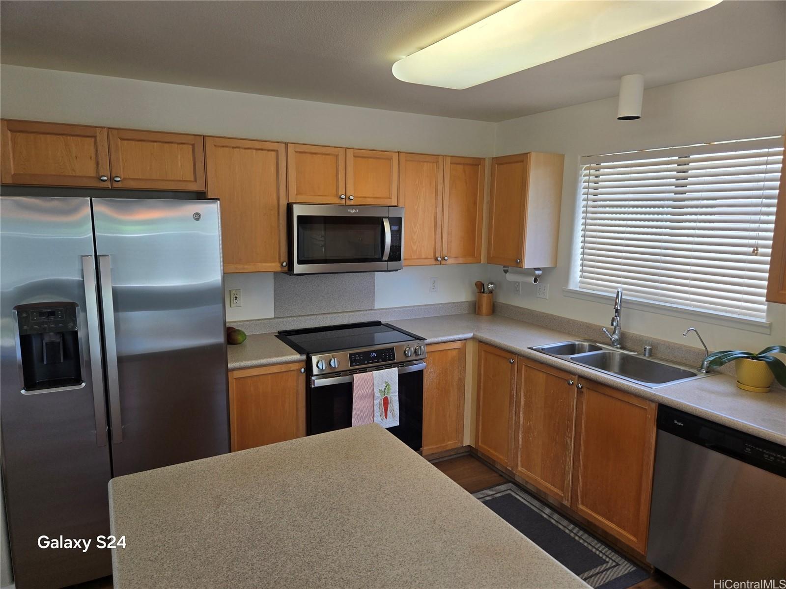 Waipahu, Hawaii, 96797, United States, 4 Bedrooms Bedrooms, ,3 BathroomsBathrooms,Residential,For Sale,1900560