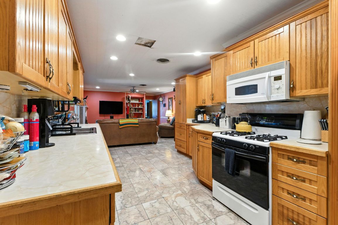 Round Rock, Texas, 78664, United States, 3 Bedrooms Bedrooms, ,2 BathroomsBathrooms,Residential,For Sale,1908918