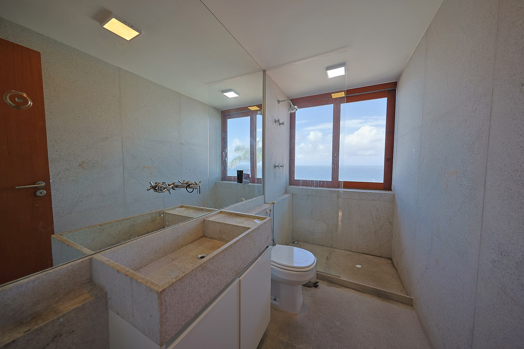  Exclusive Gated Community, Ocean Views, and a Prime Location - 物件實景