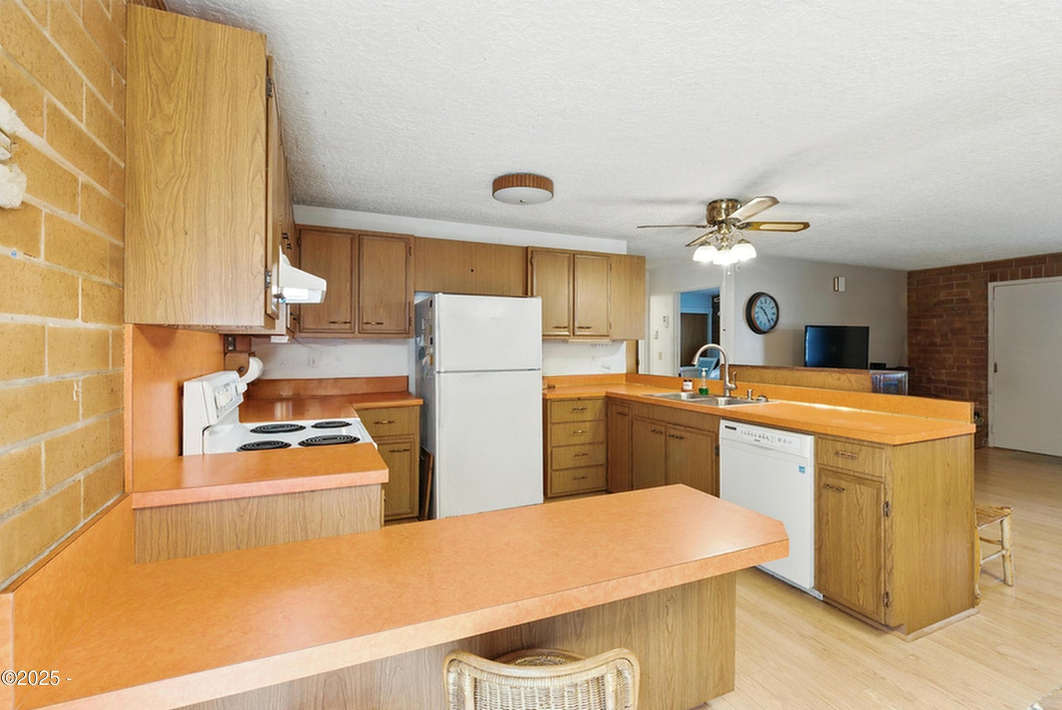 Pacific City, Oregon, 97135, United States, 3 Bedrooms Bedrooms, ,2 BathroomsBathrooms,Residential,For Sale,1921981