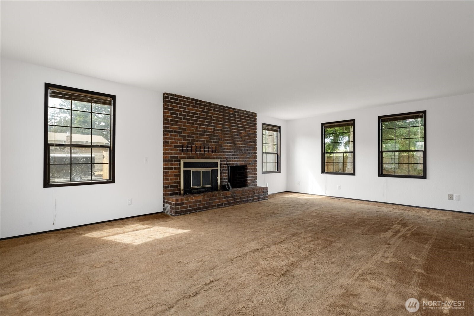 Oak Harbor, Washington, 98277, United States, 3 Bedrooms Bedrooms, ,3 BathroomsBathrooms,Residential,For Sale,1875904