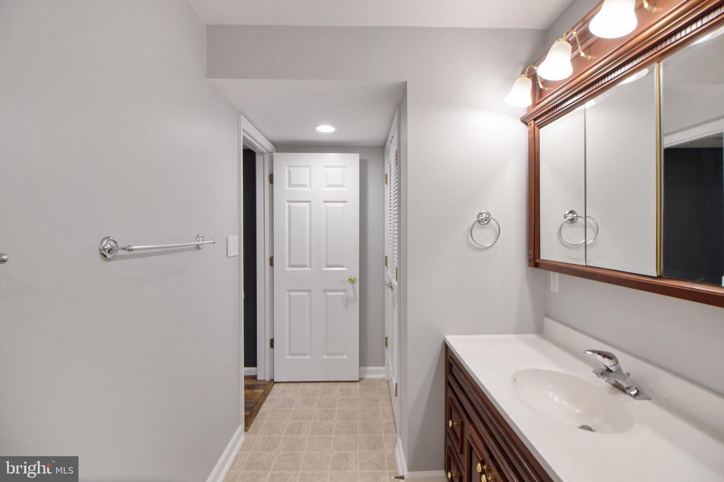 ST LEONARD, Maryland, 20685, United States, 6 Bedrooms Bedrooms, ,4 BathroomsBathrooms,Residential,For Sale,1794955