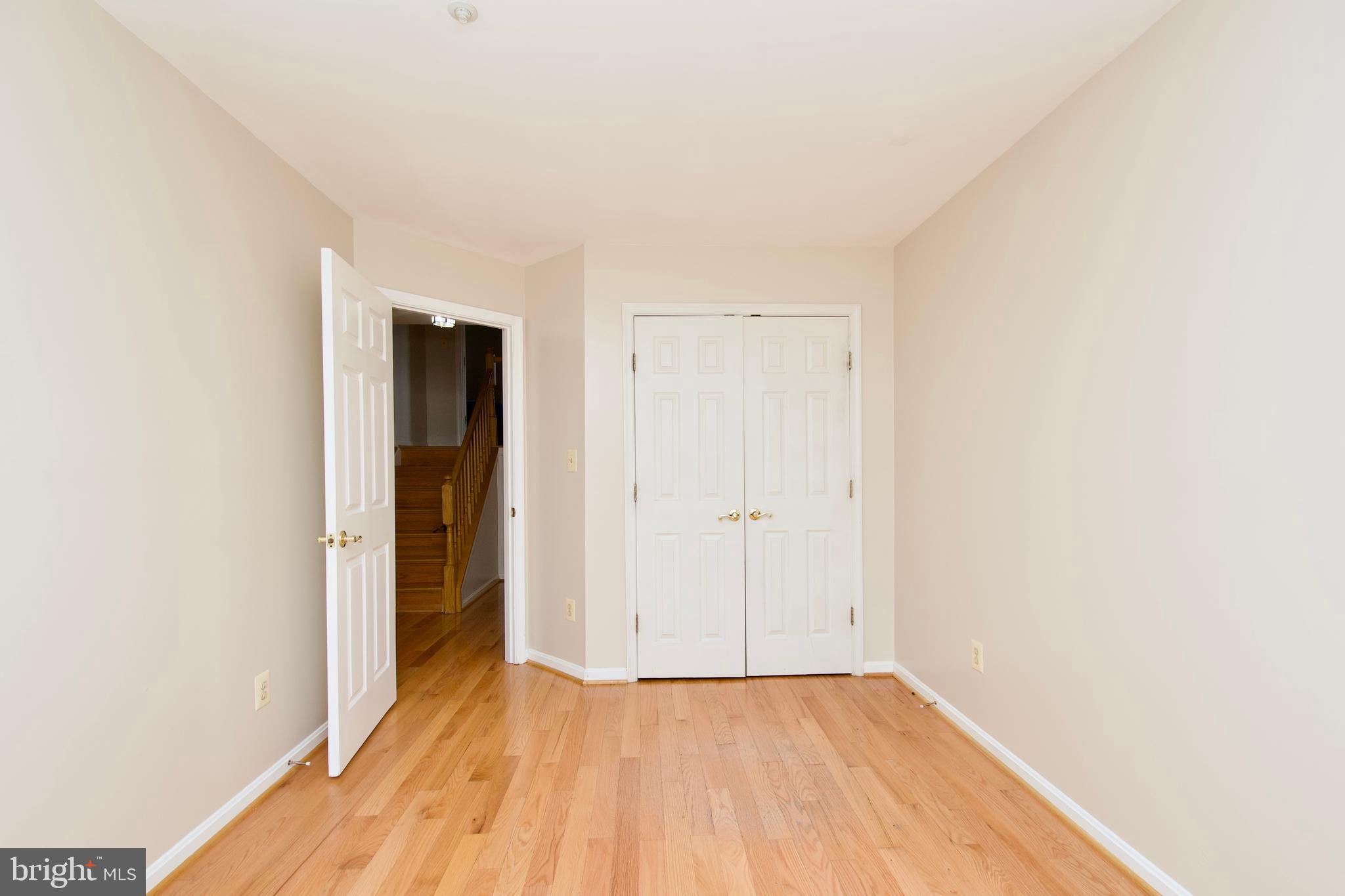 Silver Spring, Maryland, 20902, United States, 3 Bedrooms Bedrooms, ,3 BathroomsBathrooms,Residential,For Sale,1916532
