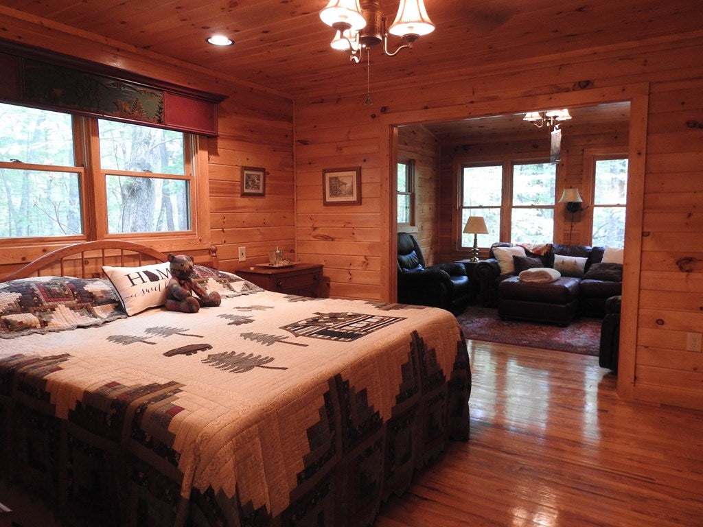 Morganton, Georgia, 30560, United States, 3 Bedrooms Bedrooms, ,3 BathroomsBathrooms,Residential,For Sale,1858893