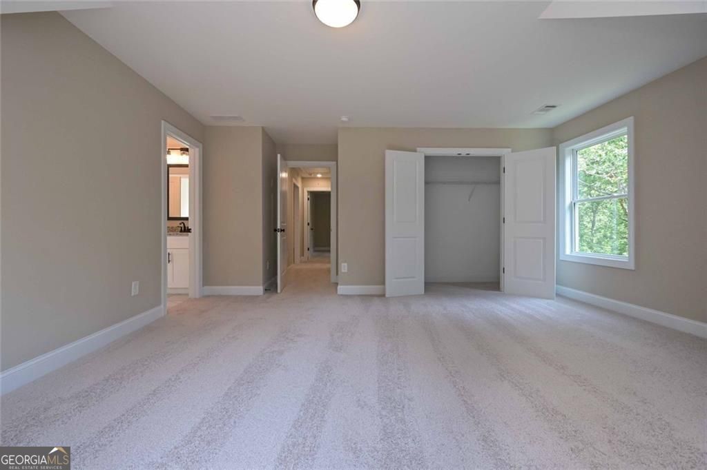 Douglasville, Georgia, 30135, United States, 5 Bedrooms Bedrooms, ,5 BathroomsBathrooms,Residential,For Sale,1876885