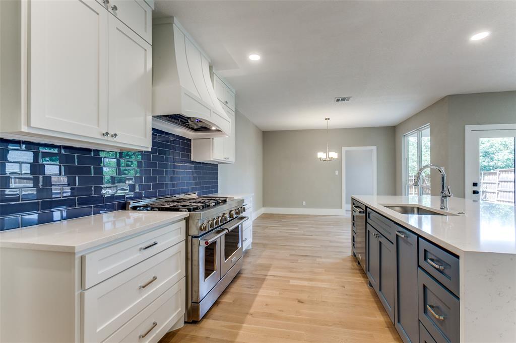 Plano, Texas, 75025, United States, 5 Bedrooms Bedrooms, ,4 BathroomsBathrooms,Residential,For Sale,1916140