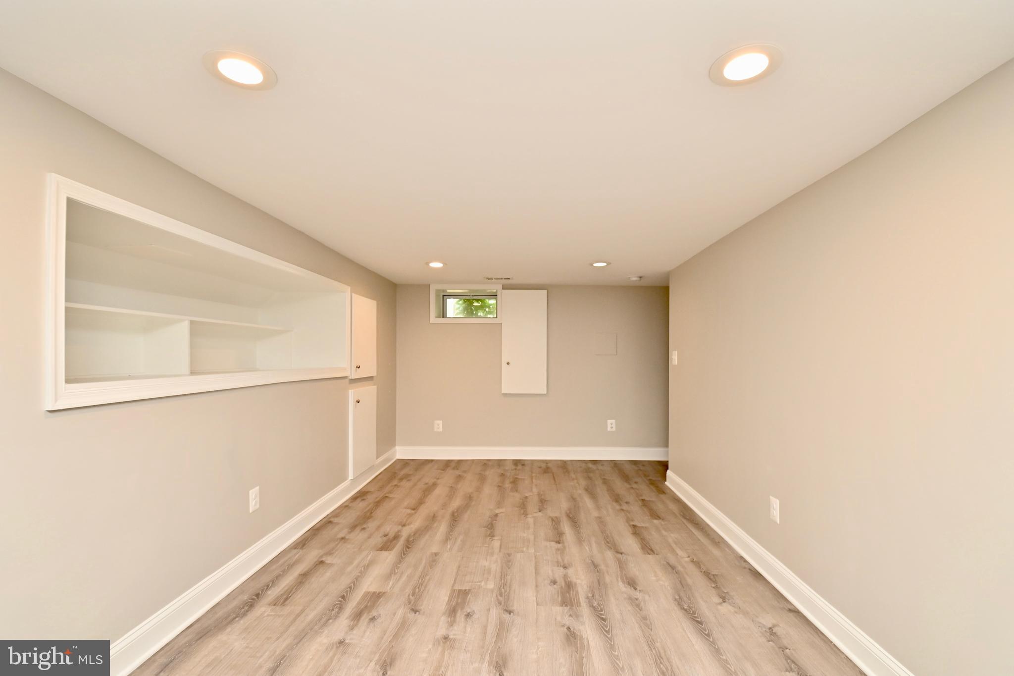 Washington, District of Columbia, 20002, United States, 3 Bedrooms Bedrooms, ,4 BathroomsBathrooms,Residential,For Sale,1931159