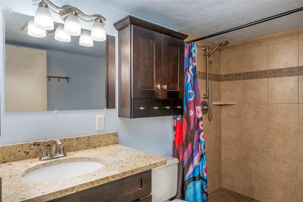 Polson, Montana, 59860, United States, 3 Bedrooms Bedrooms, ,1 BathroomBathrooms,Residential,For Sale,1982519