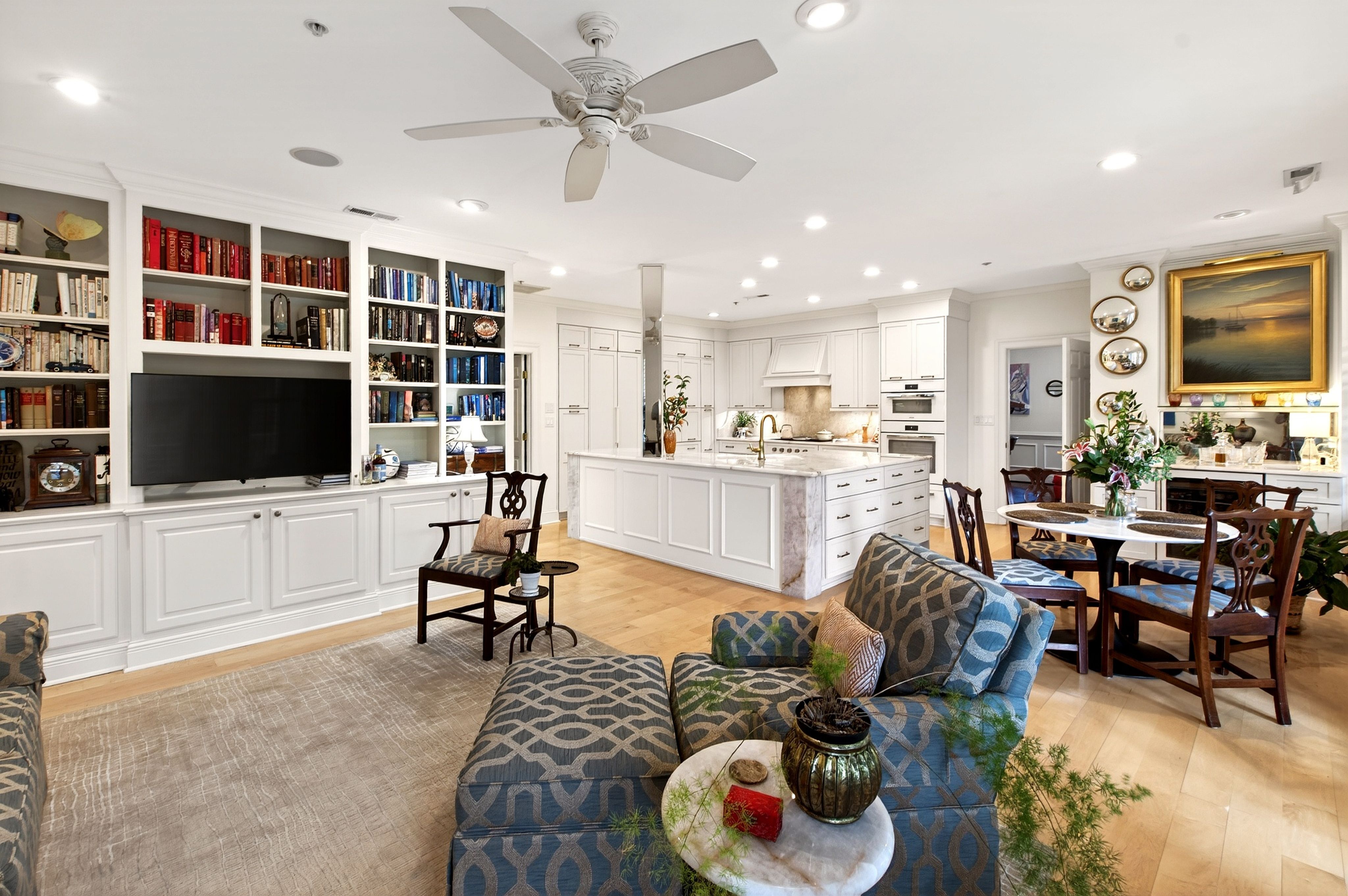  2801 Glenwood Gardens Lane, Raleigh, NC 27608 - 物件實景