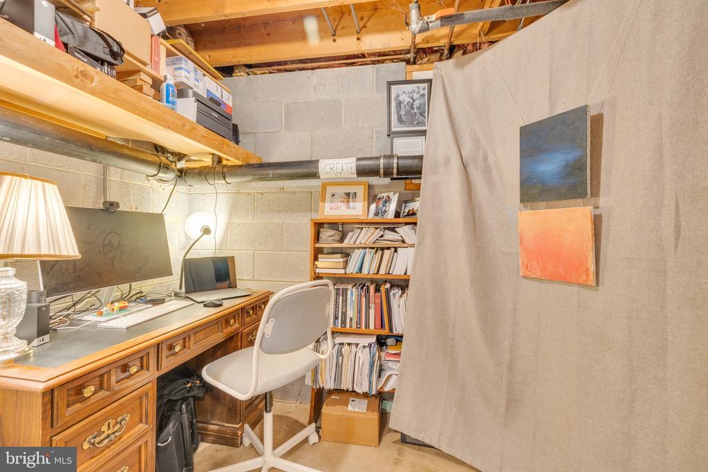 Warrenton, Virginia, 20187, United States, 3 Bedrooms Bedrooms, ,4 BathroomsBathrooms,Residential,For Sale,1977247