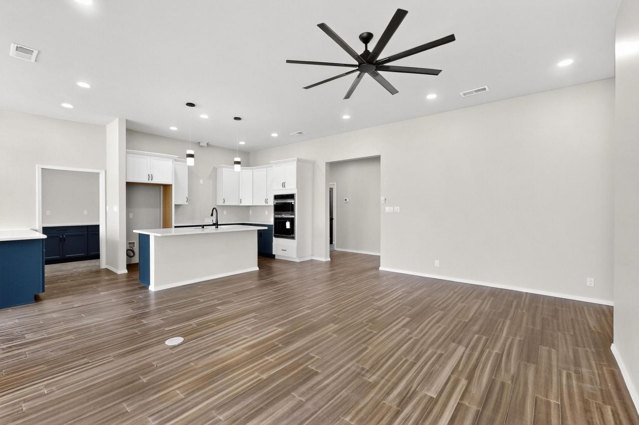 Albuquerque, New Mexico, 87120, United States, 3 Bedrooms Bedrooms, ,3 BathroomsBathrooms,Residential,For Sale,1876398