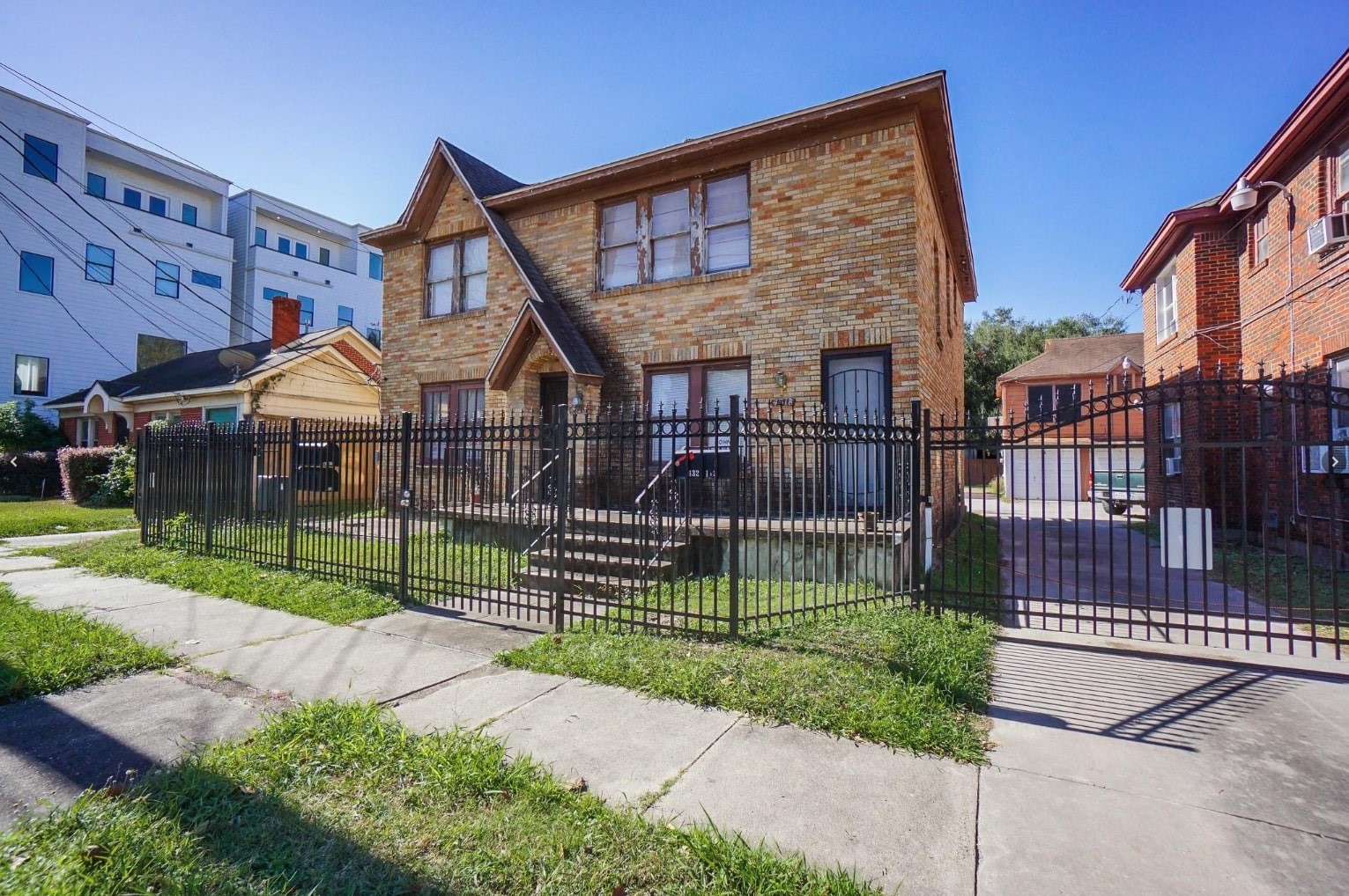 Houston, Texas, 77006, United States, 1 Bedroom Bedrooms, ,1 BathroomBathrooms,Residential,For Sale,1901343