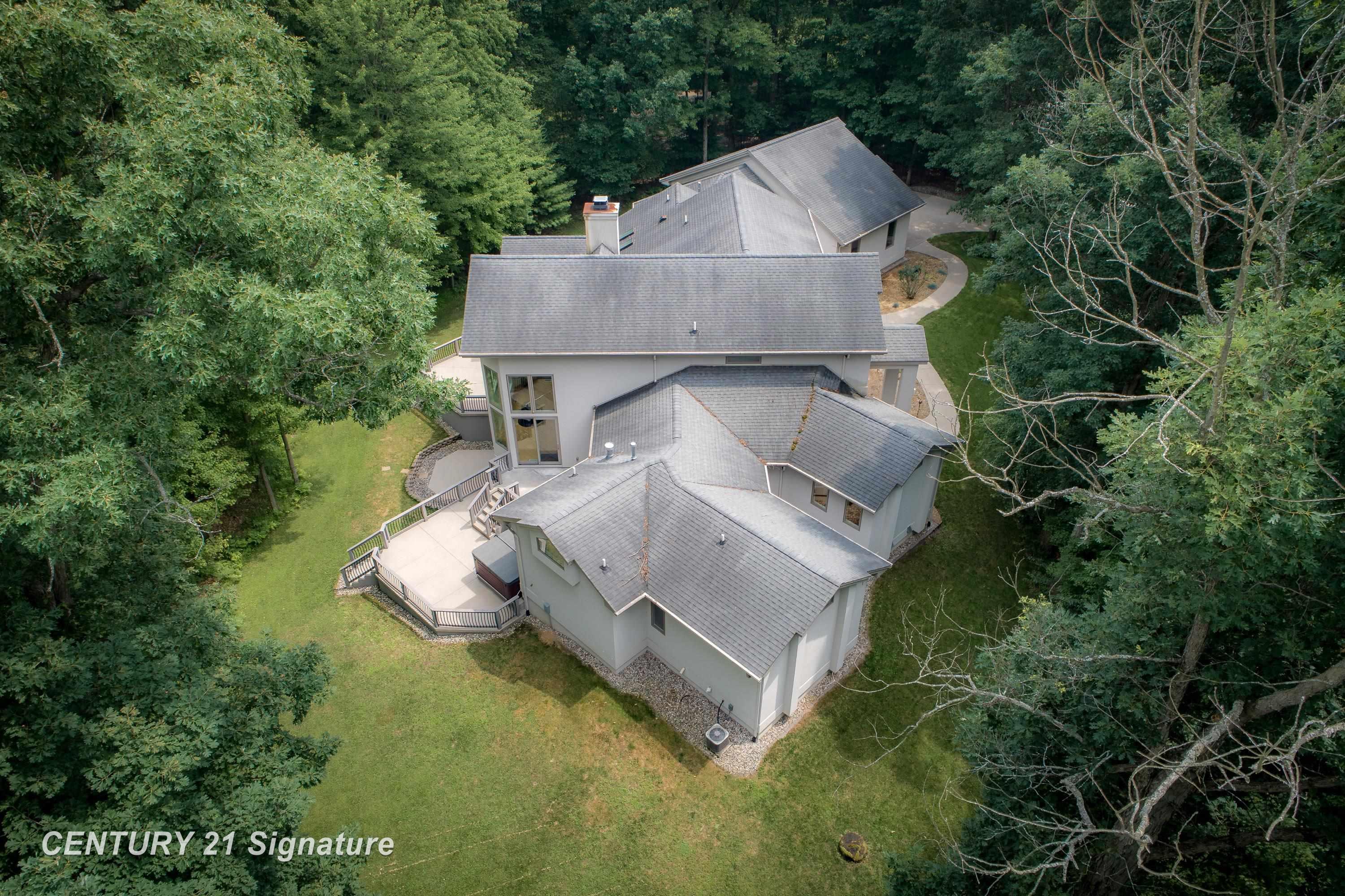 Midland, Michigan, 48642, United States, 4 Bedrooms Bedrooms, ,5 BathroomsBathrooms,Residential,For Sale,1979338