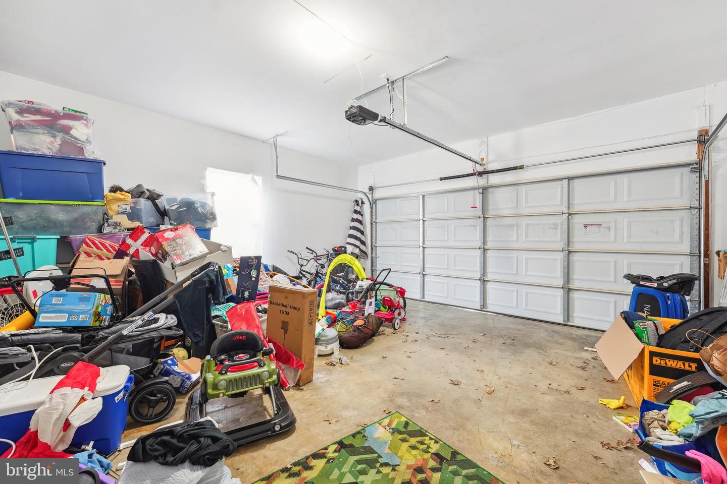 Clinton, Maryland, 20735, United States, 4 Bedrooms Bedrooms, ,4 BathroomsBathrooms,Residential,For Sale,1917136