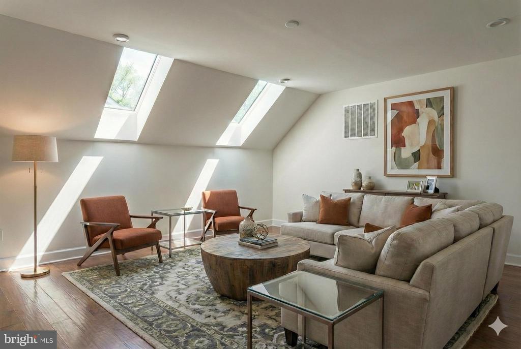 Ashburn, Virginia, 20148, United States, 3 Bedrooms Bedrooms, ,3 BathroomsBathrooms,Residential,For Sale,1977431