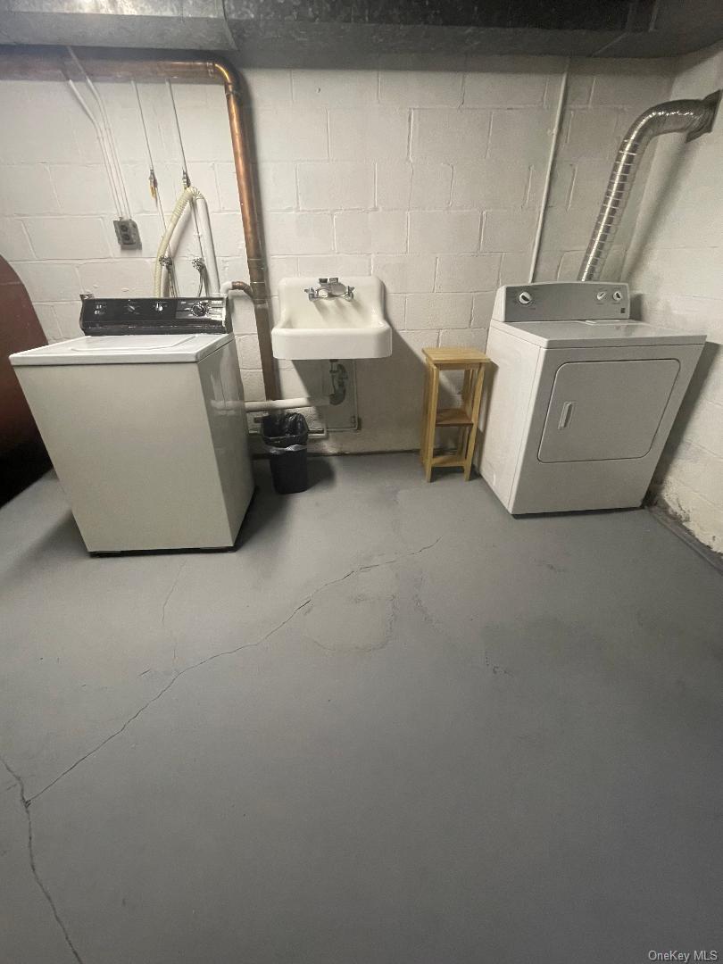 Montrose, New York, 10548, United States, 3 Bedrooms Bedrooms, ,1 BathroomBathrooms,Residential,For Sale,1958987