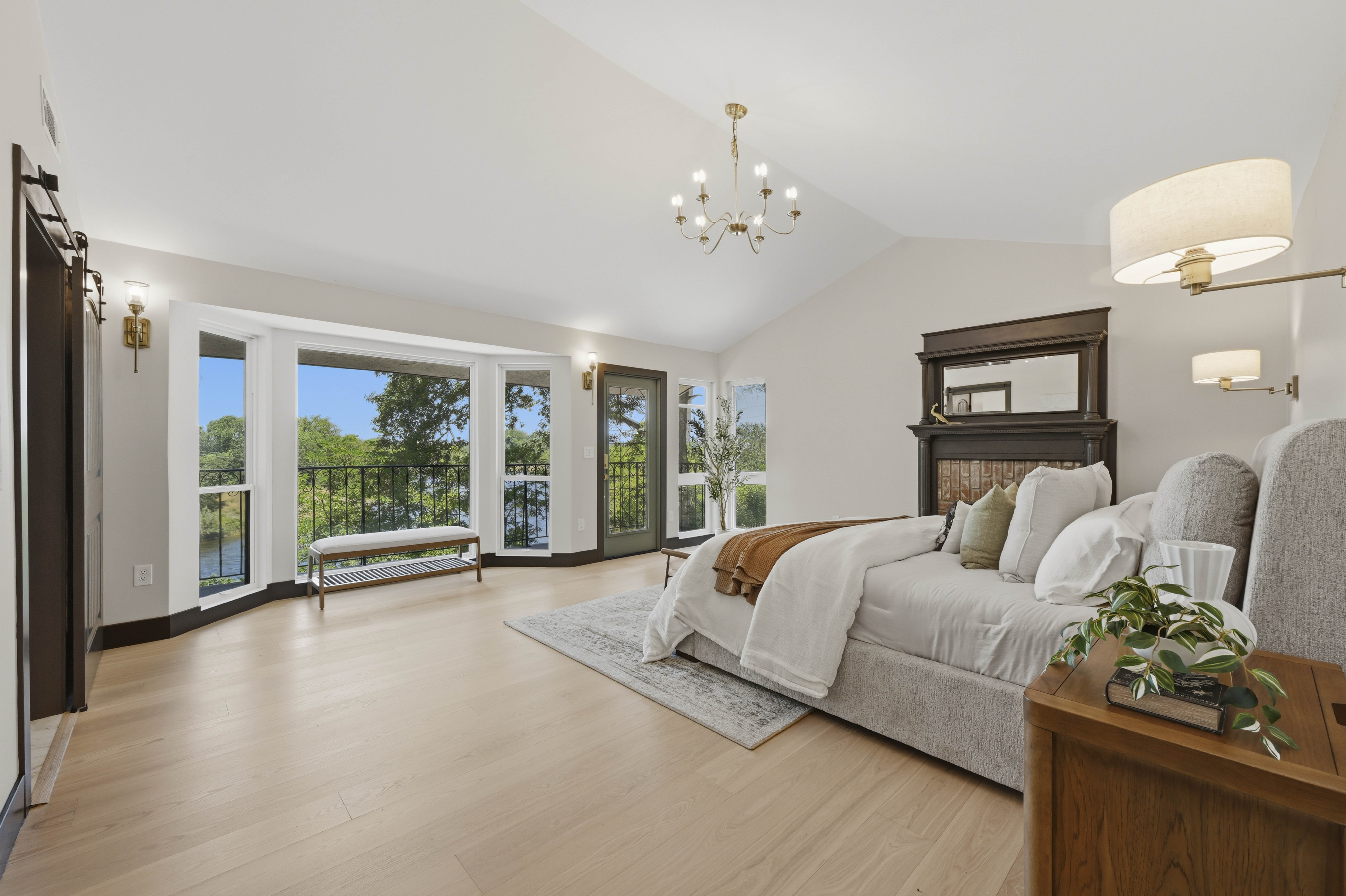  9815 Mira Del Rio Drive, Sacramento, CA 95827 - 物件實景