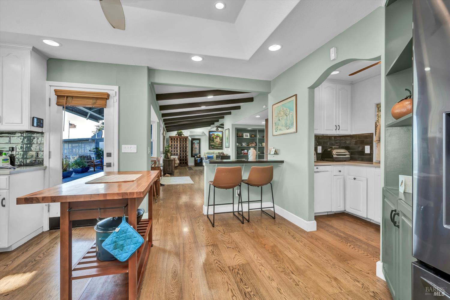 Nice, California, 95464, United States, 3 Bedrooms Bedrooms, ,4 BathroomsBathrooms,Residential,For Sale,1974122