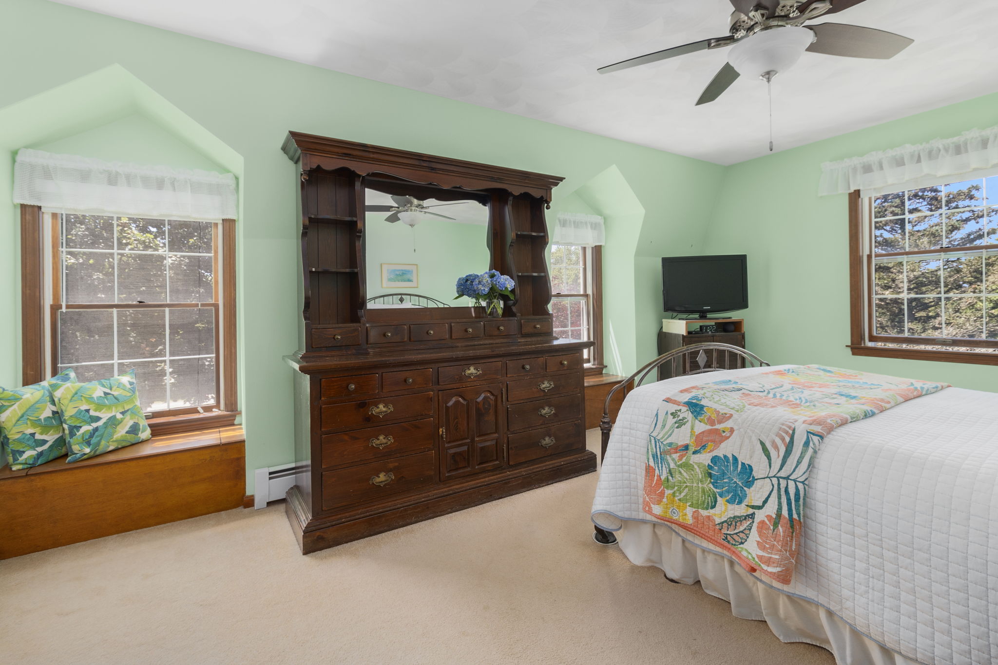  227 Prospect Avenue, Middletown, RI 02842 - 物件實景