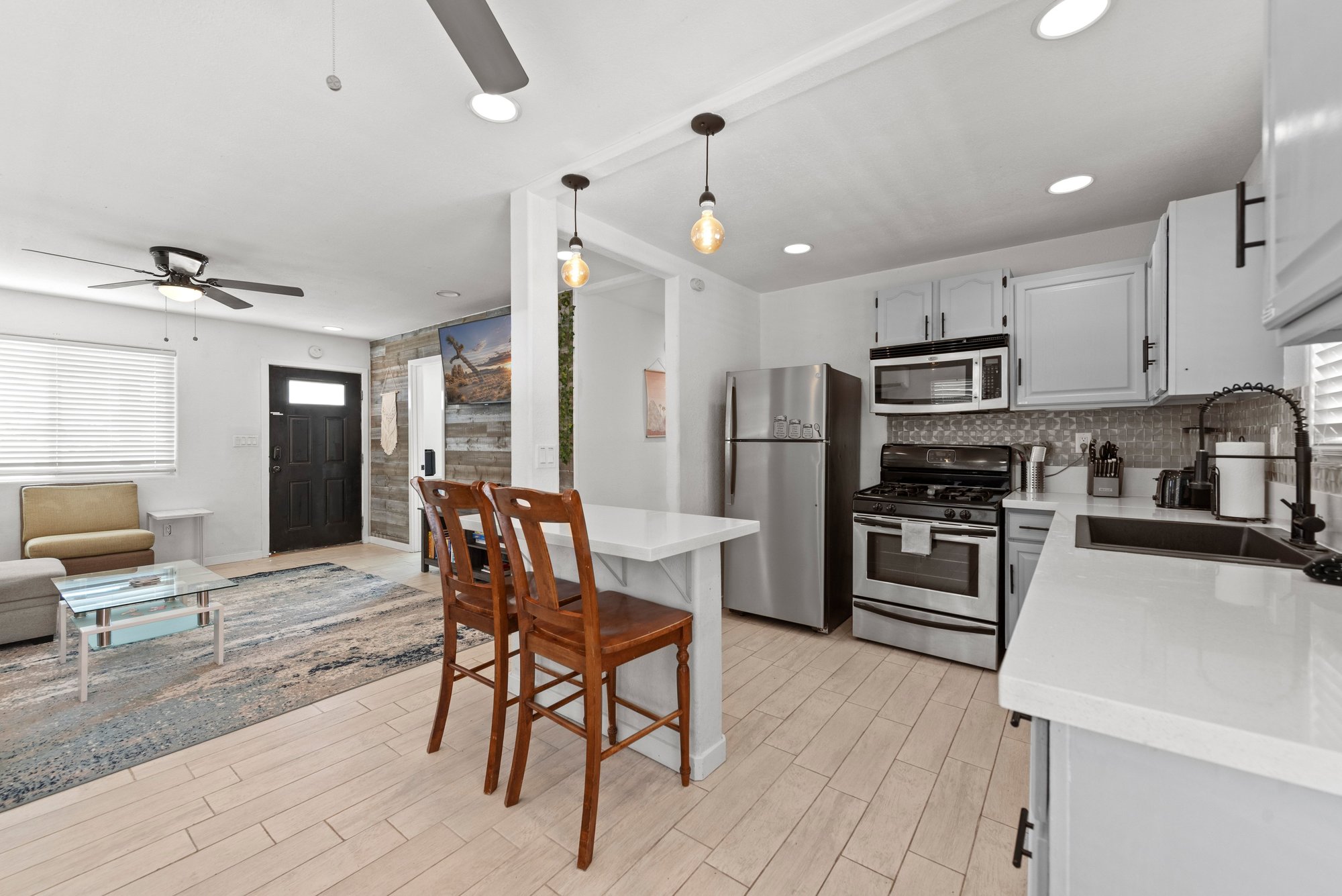  Turnkey Furnished 29 Palms Home With RV Parking - 物件實景