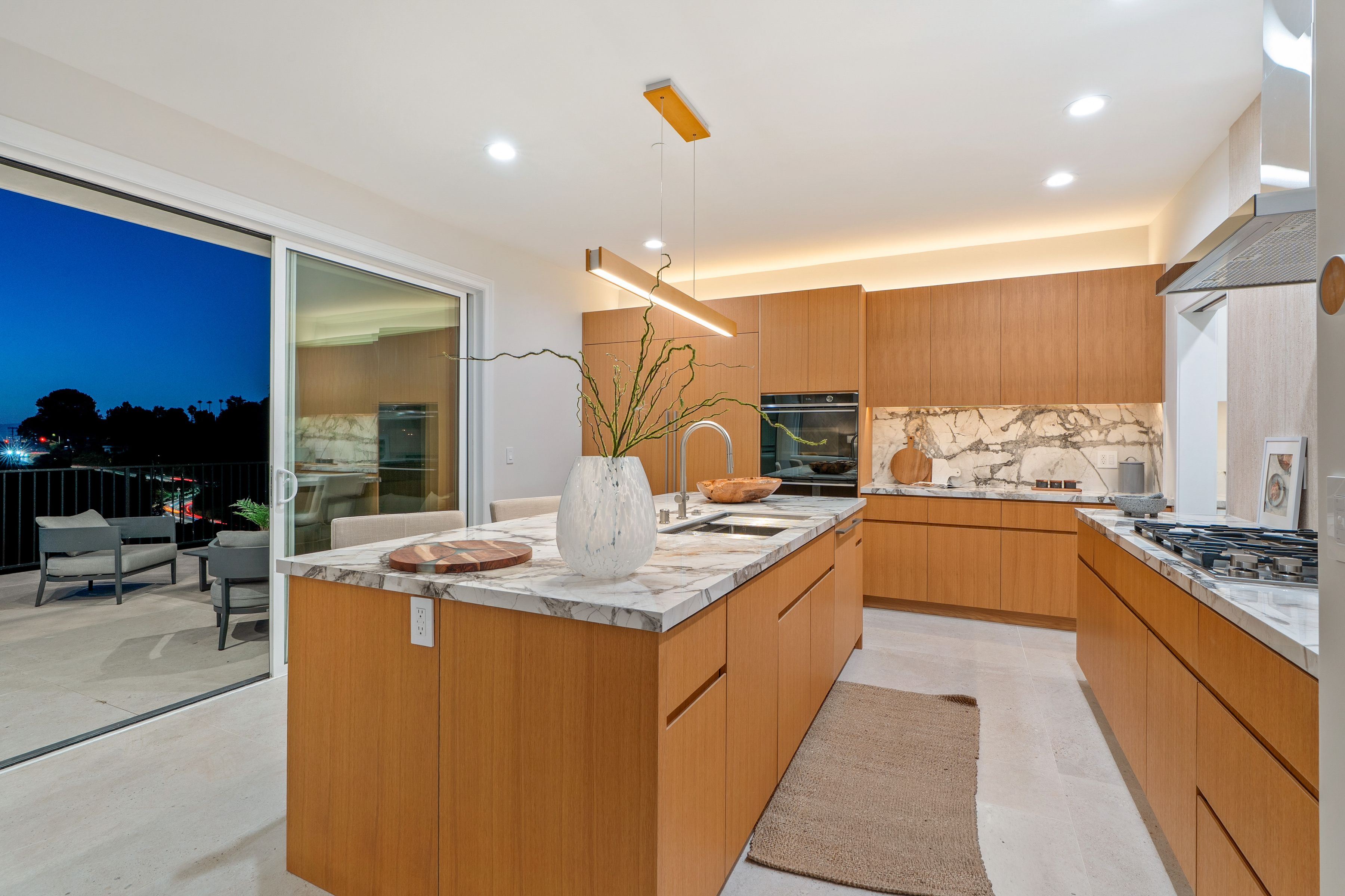  8045 Bulwer Dr - 物件實景