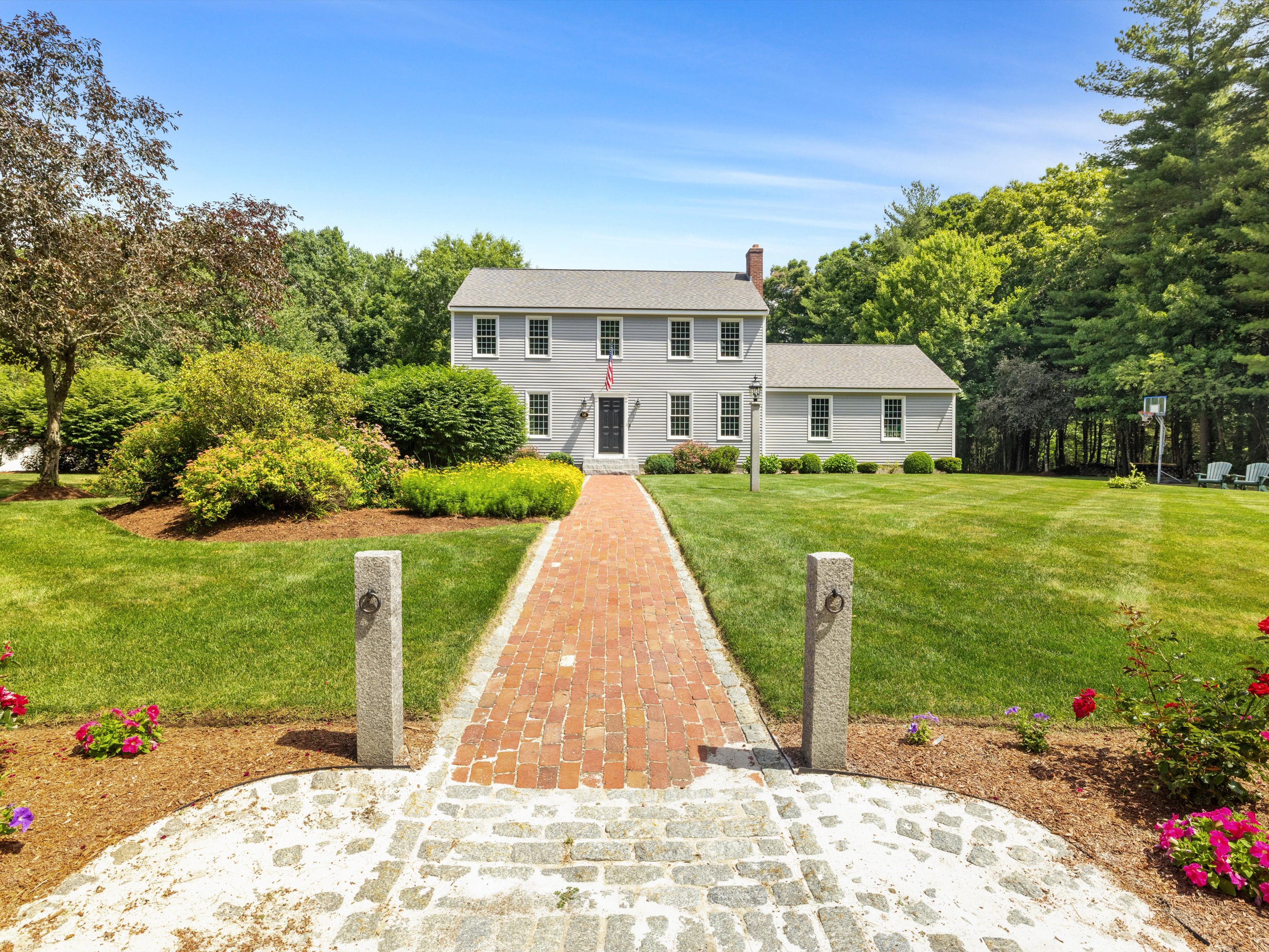  16 King Philip Path, Mendon, MA 01756 - 物件實景