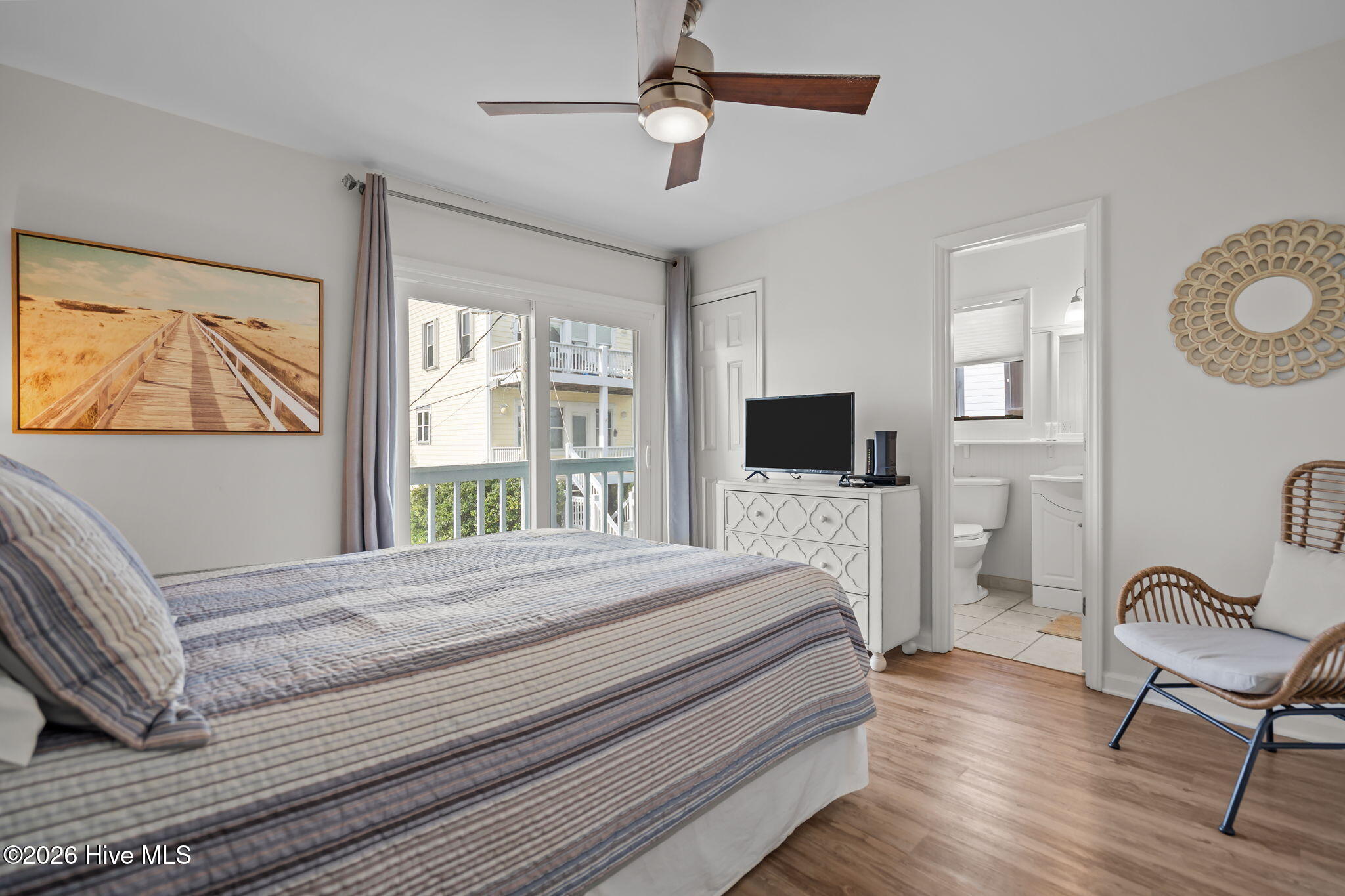 Carolina Beach, North Carolina, 28428, United States, 2 Bedrooms Bedrooms, ,2 BathroomsBathrooms,Residential,For Sale,2010821