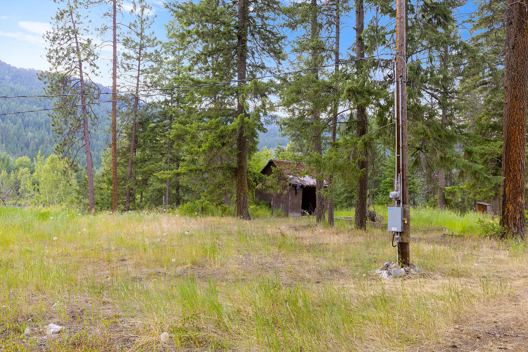  Kettle River Acreage - 物件實景