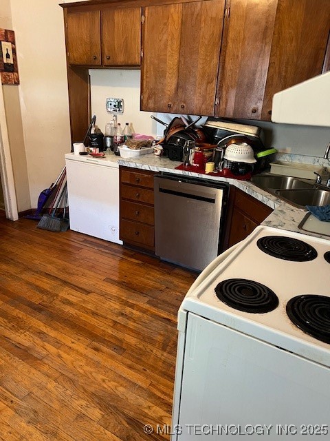Muskogee, Oklahoma, 74401, United States, 2 Bedrooms Bedrooms, ,2 BathroomsBathrooms,Residential,For Sale,1856876