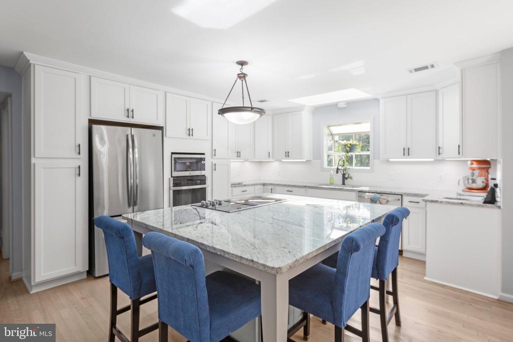 Fredericksburg, Virginia, 22407, United States, 4 Bedrooms Bedrooms, ,4 BathroomsBathrooms,Residential,For Sale,1849962