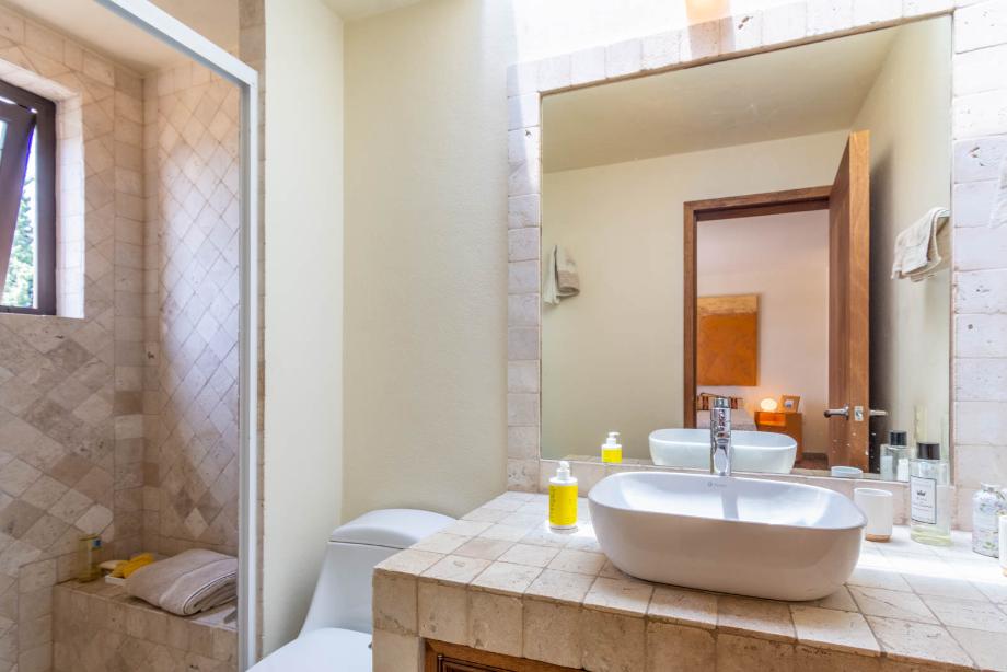 San Miguel de Allende, Guanajuato, 37700, Mexico, 2 Bedrooms Bedrooms, ,2 BathroomsBathrooms,Residential,For Sale,1948873