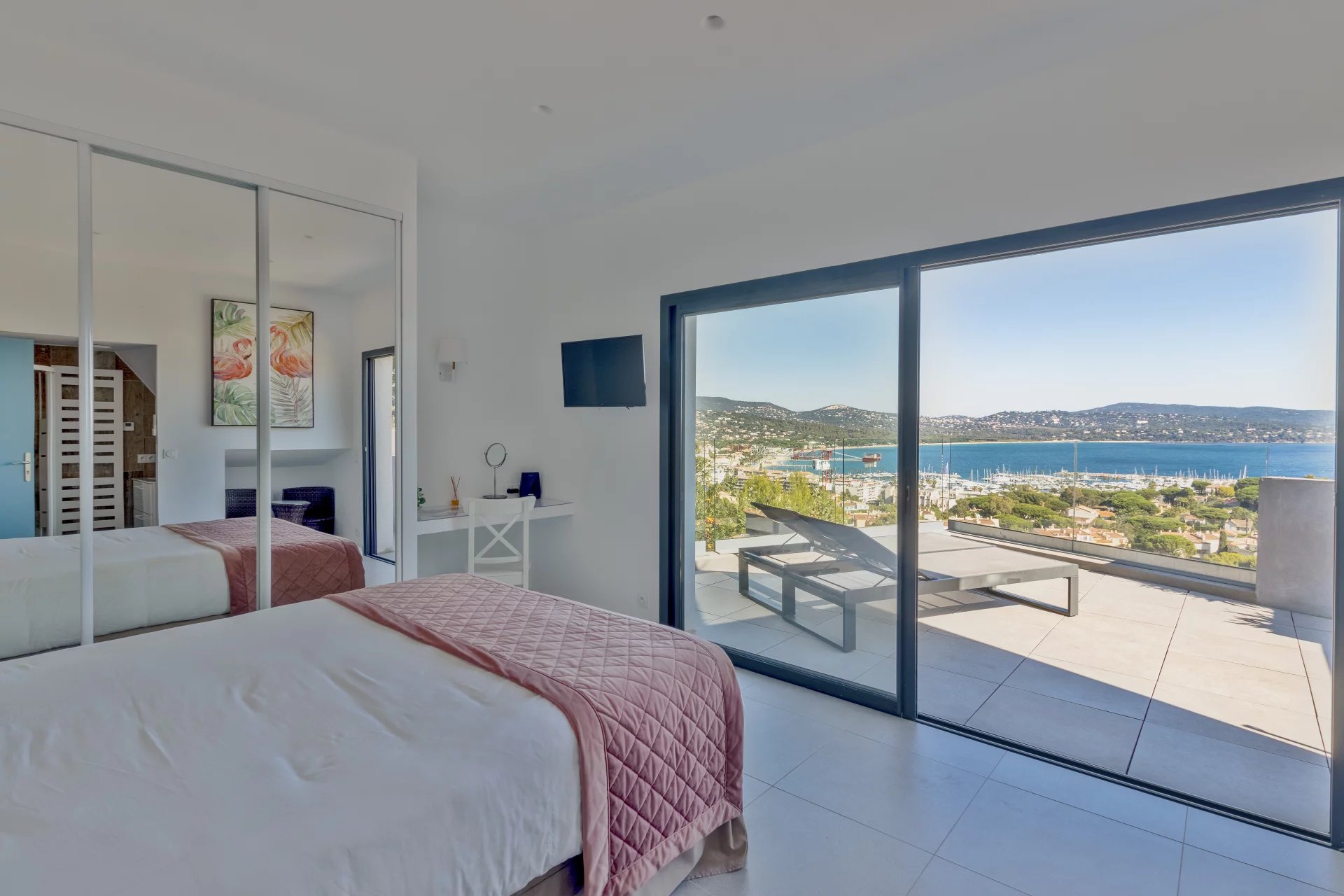 Cavalaire-sur-Mer, Provence-Alpes-Côte d’Azur, 83240, FR, 7 Bedrooms Bedrooms, ,9 BathroomsBathrooms,Residential,For Sale,1987792