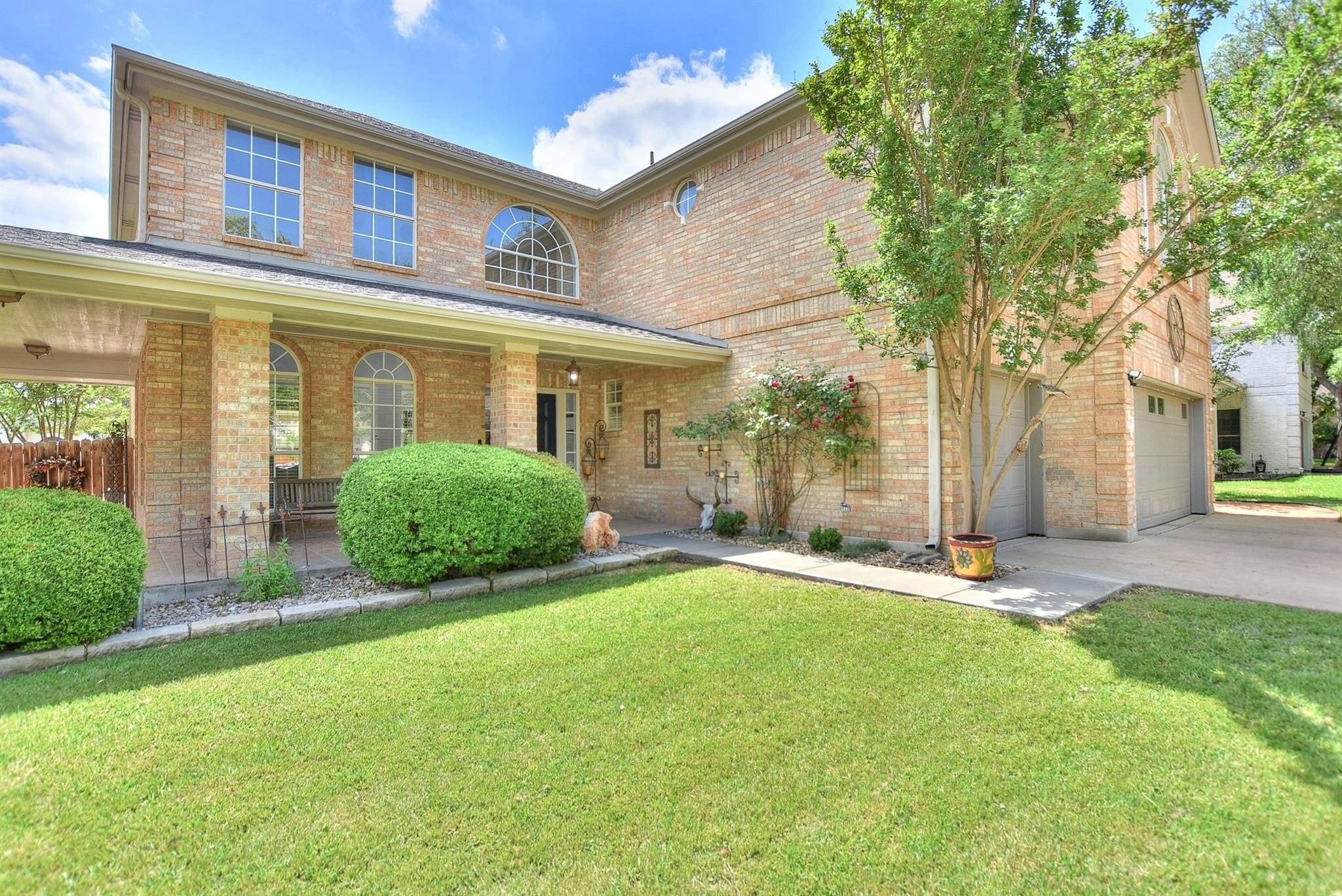 Georgetown, Texas, 78628, United States, 5 Bedrooms Bedrooms, ,4 BathroomsBathrooms,Residential,For Sale,1924392