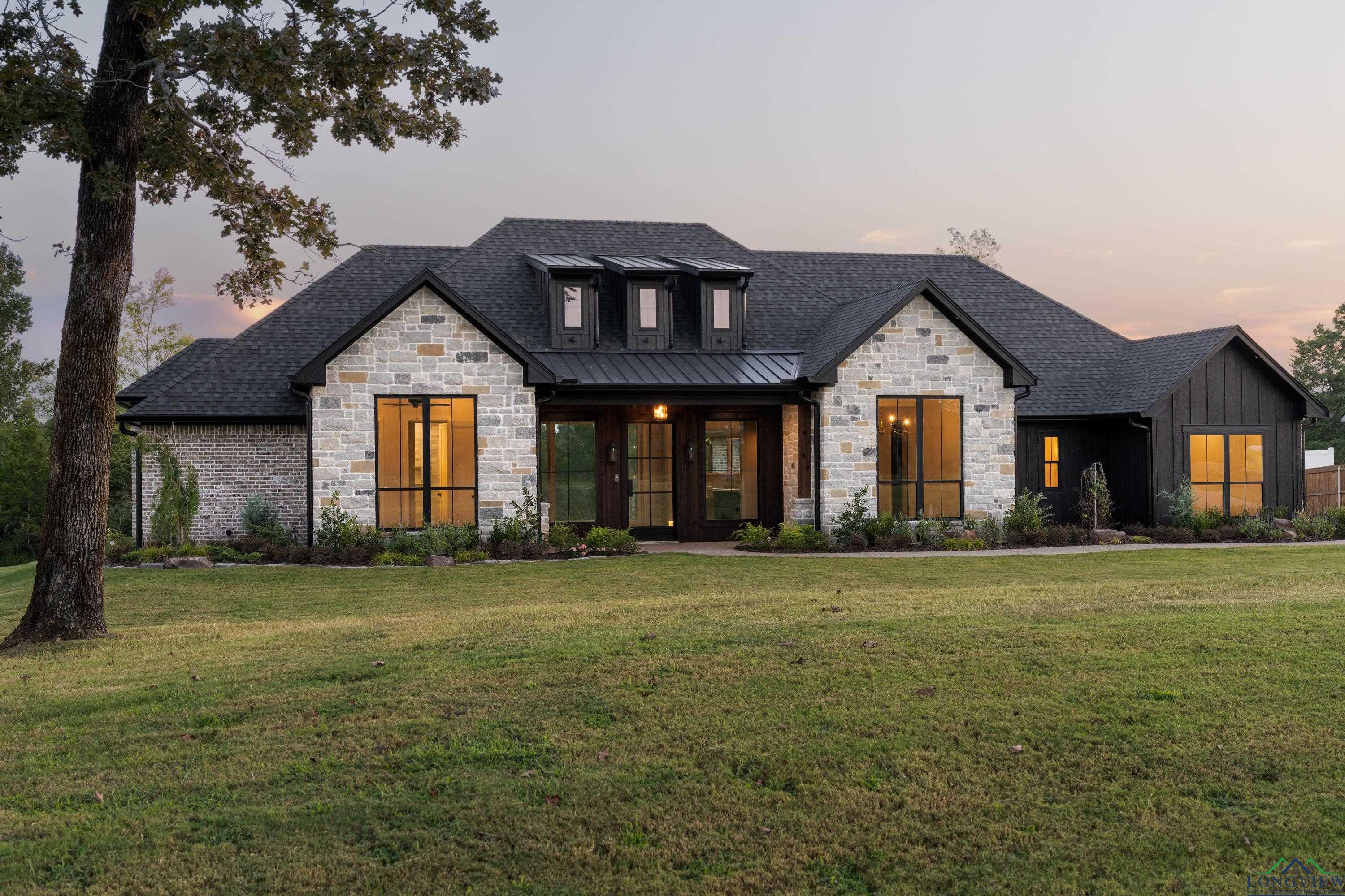 Tatum, Texas, 75691, United States, 4 Bedrooms Bedrooms, ,3 BathroomsBathrooms,Residential,For Sale,1993478