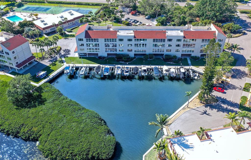 Longboat Key, Florida, 34228, United States, 2 Bedrooms Bedrooms, ,2 BathroomsBathrooms,Residential,For Sale,1857788