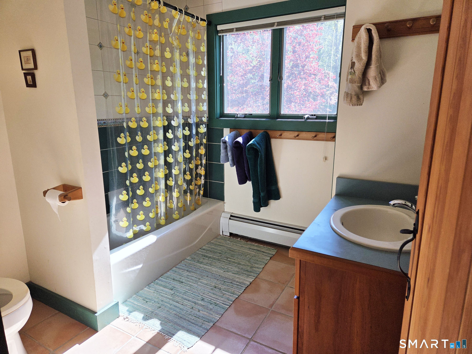 Bethany, Connecticut, 06524, United States, 4 Bedrooms Bedrooms, ,4 BathroomsBathrooms,Residential,For Sale,2049366
